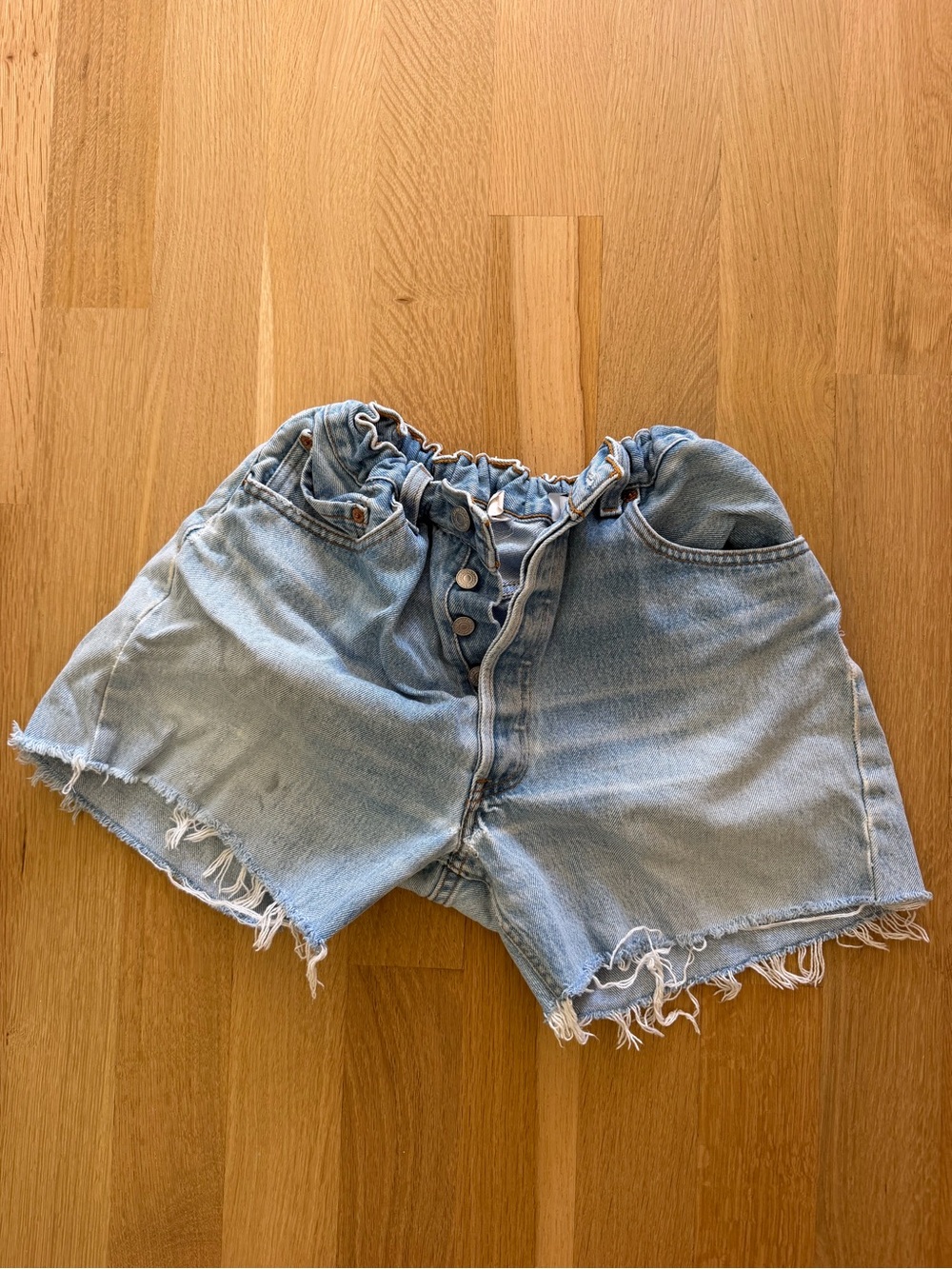 Aligrace vintage maternity Jean shorts in light wash